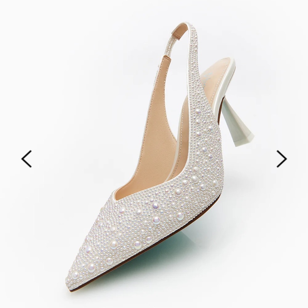 Betsey Johnson Ivory Clark Heels